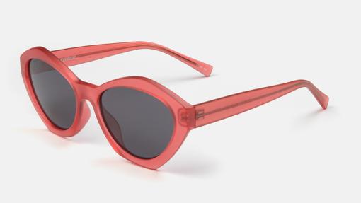 Gafas de sol con montura de color rojo de MO Multiópticas